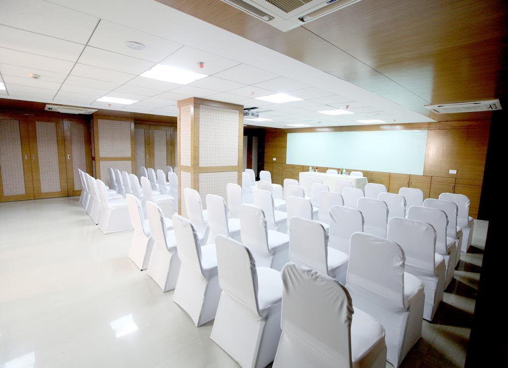 Vinstar Serviced Apartments Hinjawadi Exterior foto